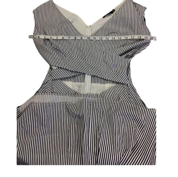 NWT!  DOE & Rae Stella Blue & White Striped Dress - Picture 6 of 12